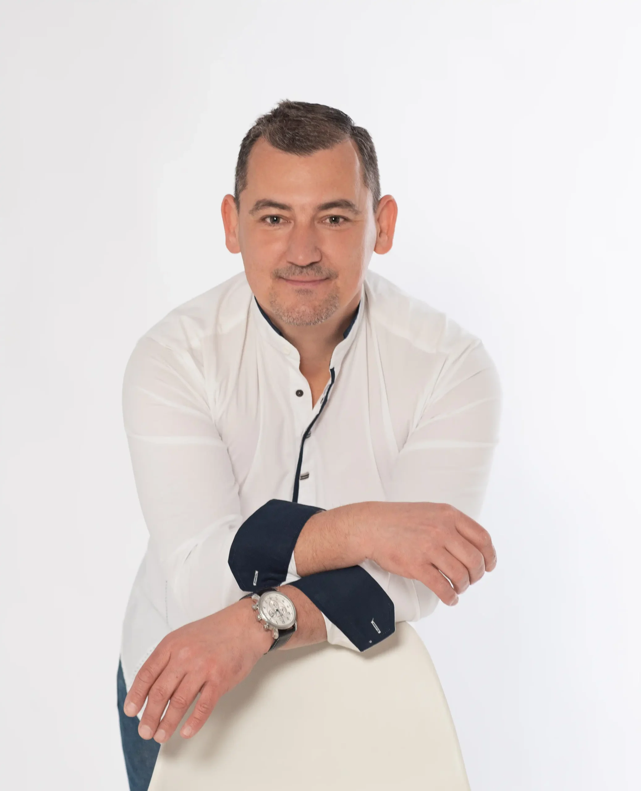 Piotr Bors - Ekspert Techniczny i Biznesowy Meblarstwa